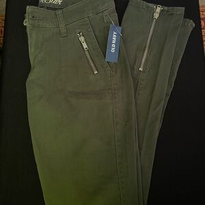 Old Navy Men's Olive Cargo Pants with Zipper Accents